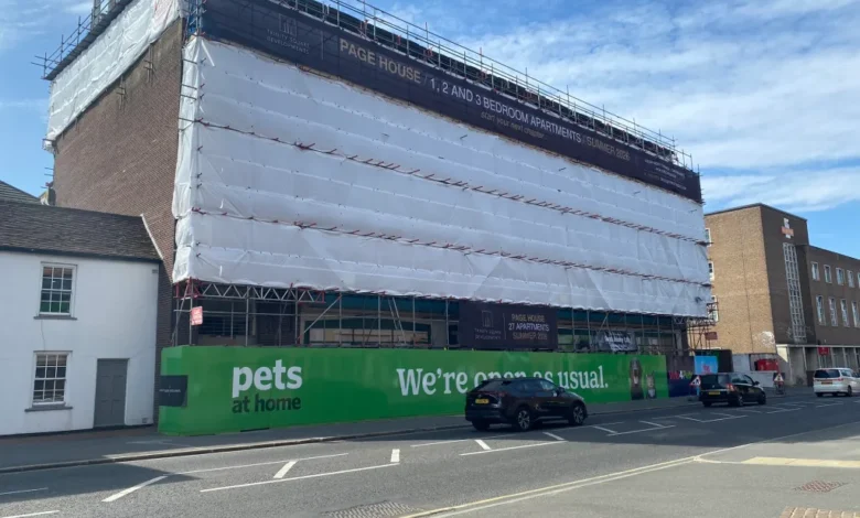 pets at home redhill